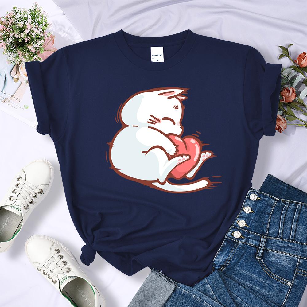 Embrace The Red Heart White Cat Летняя женская футболка с 3D-печатью в стиле хип-хоп Мягкие футболки Универсальная одежда Y2K Повседневная уличная одежда с круглым вырезом