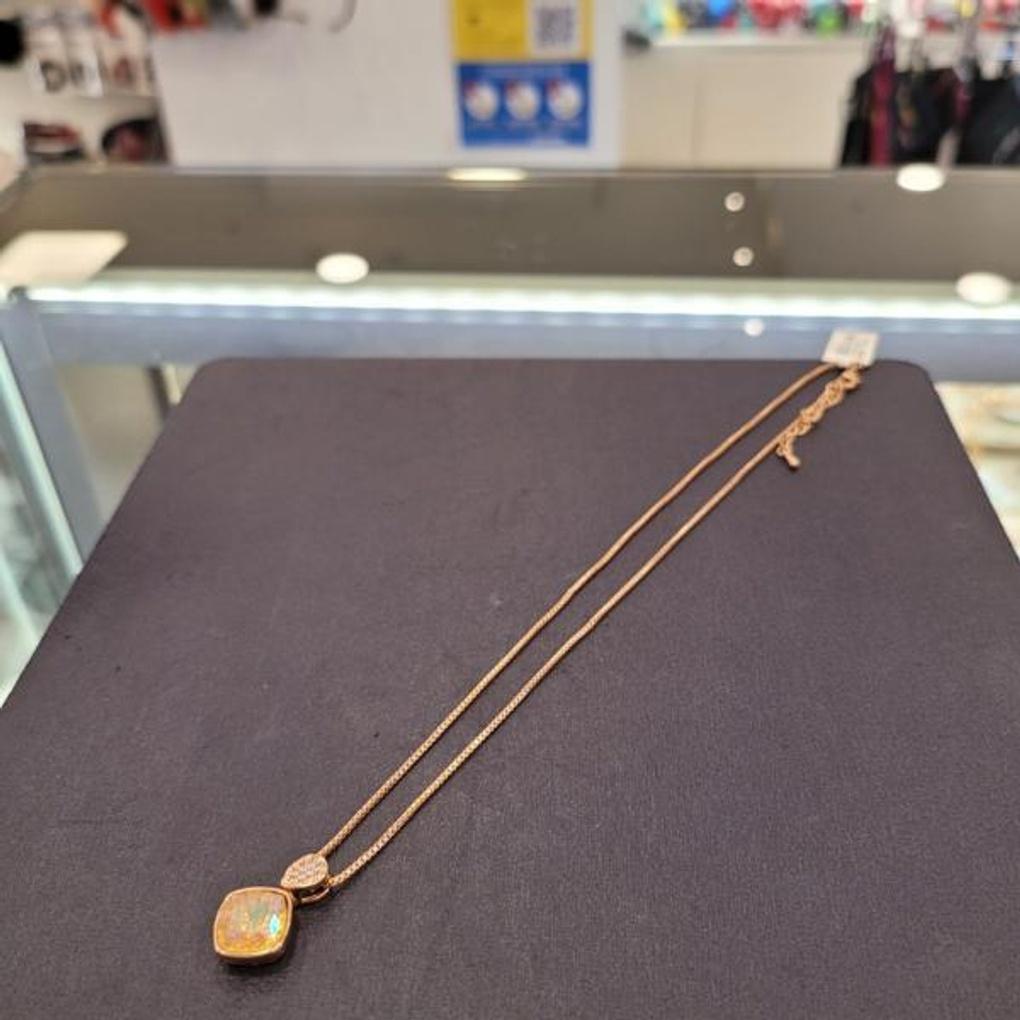 Atria Swallow Cut N Free Necklace JTONEFR0040AC