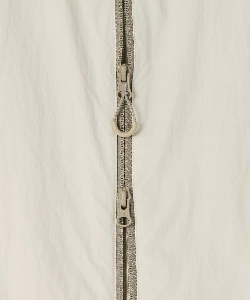 Musinsa Standard [City Leisure] Mesh Pocket Vest [Dusty Cream]