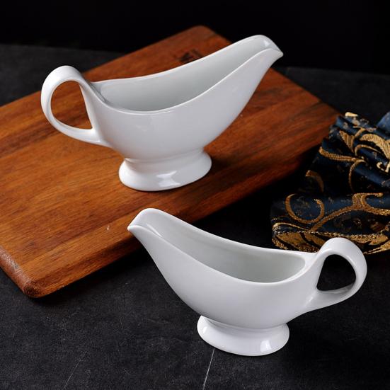 Белый керамический соусник-соусник с большим носиком для заливки, нескользящий нижний дозатор для заправок для салатов с подливой