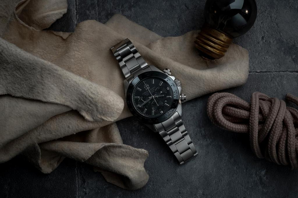 NEW Model Hyakuichi Chronograph Watch Watch 20 ATM Water Resistant Date Quartz Ceramic Bezel Silver Bracelet X Full Black Face SBB [HYAKUICHI 101]