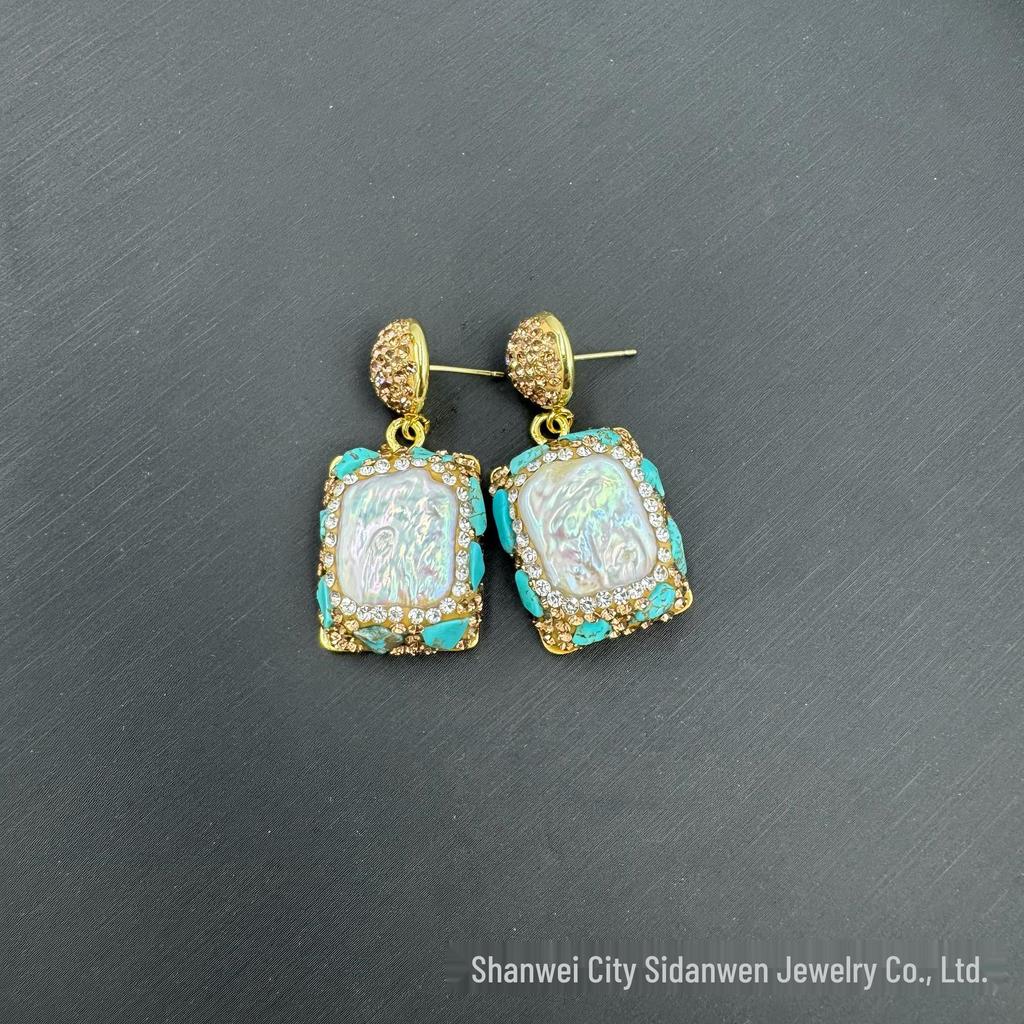 Европейский и американский набор бижутерии в стиле легкой роскоши барокко с чешскими бриллиантами и средневековым необработанным камнем - набор из трех предметов.