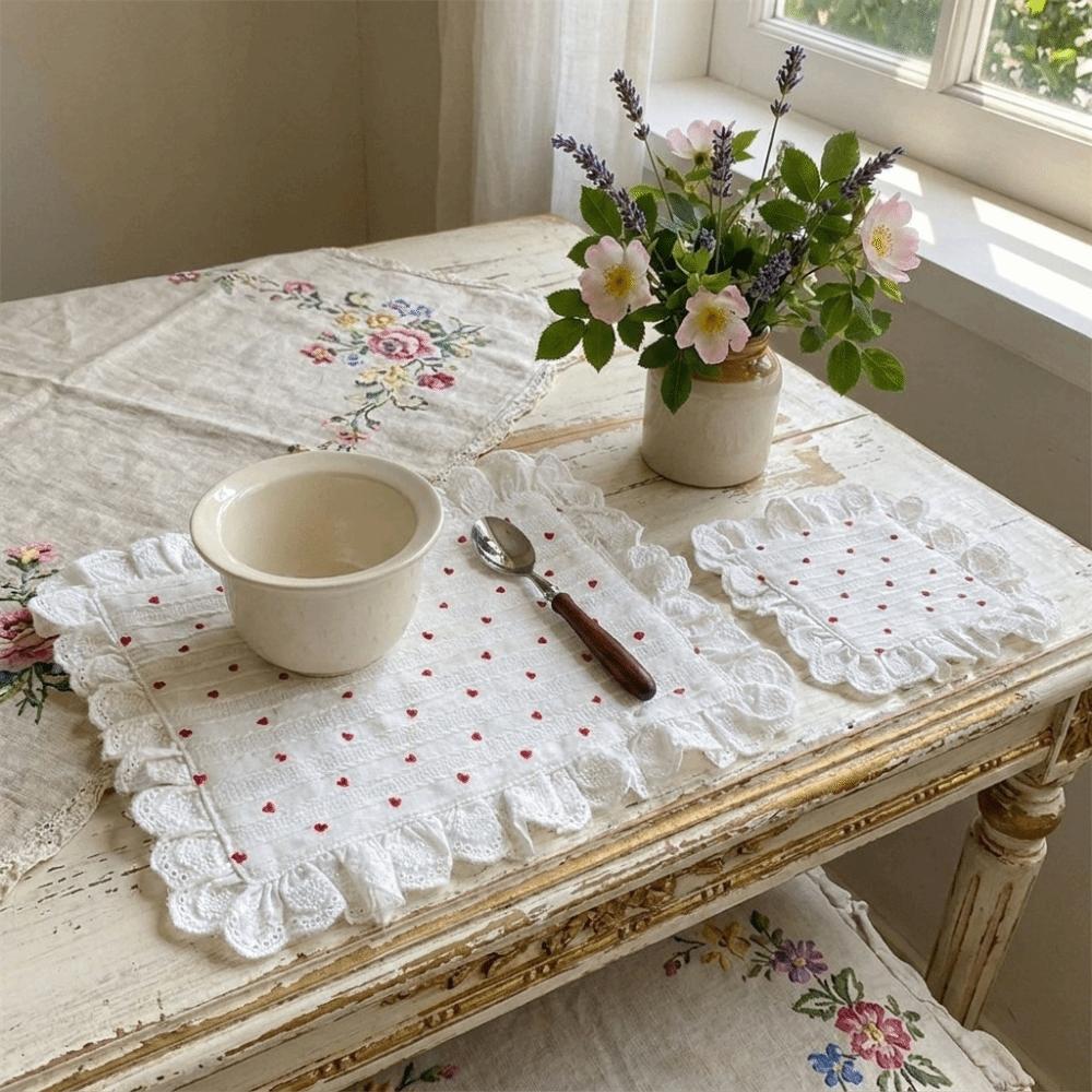 Square/Round Lace Ruffles Placemats Girly Style Heart Pattern Placemats Food Photography