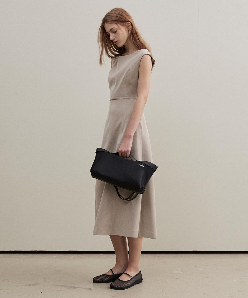 Artid Boat Neck Belted Dress_Beige