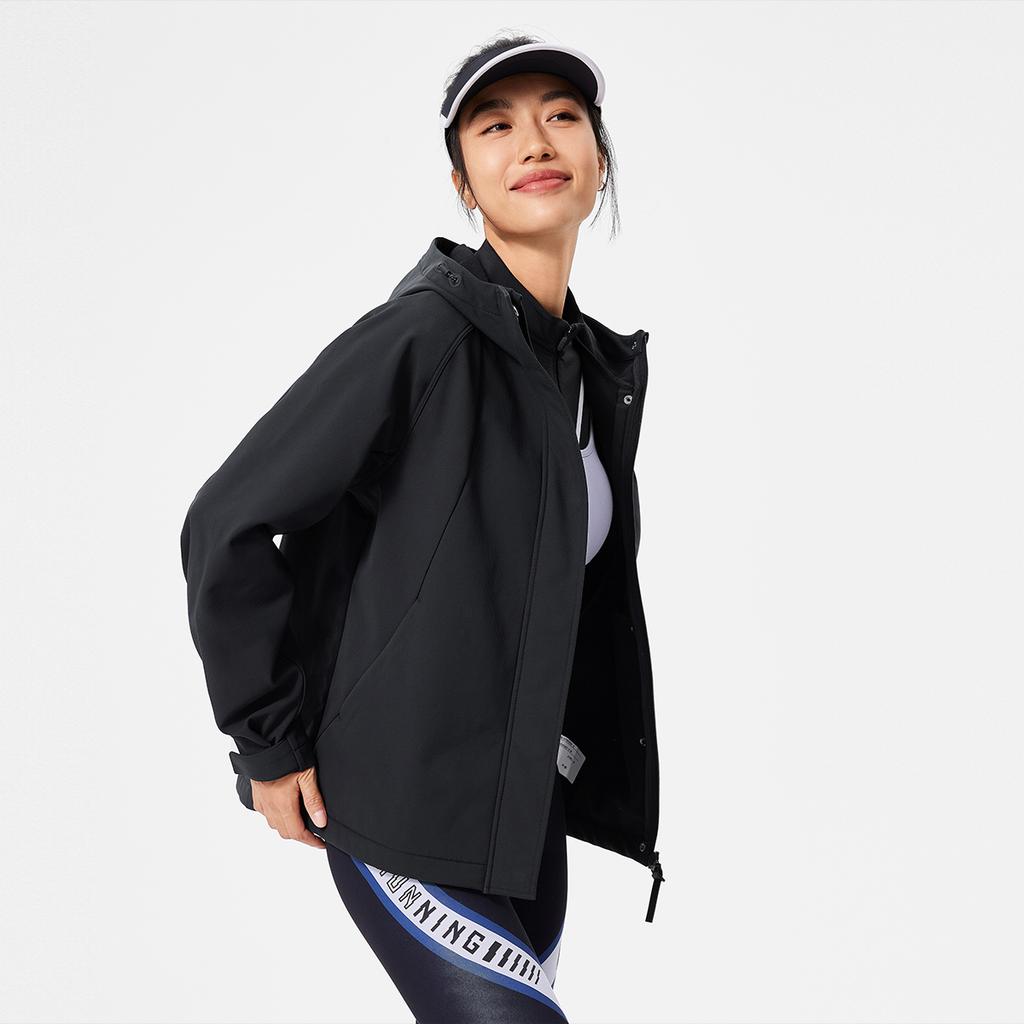Li-Ning Водонепроницаемая однотонная куртка на молнии с капюшоном, удобная дышащая спортивная куртка для женщин, черная AFDU562-4