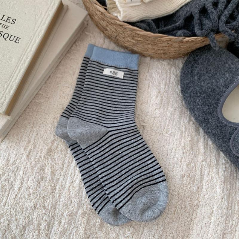 Women's Autumn Fashion New Grey Medium Tube Pile Cotton Socks