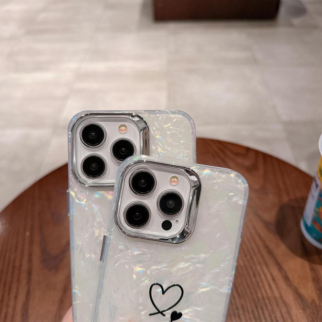 Pearl Hand Chain Love Phone Case For IPhone X/XR/XS MAX/11/12/13/14/15/16/Pro/Plus/Pro Max, Perfect Birthday Gift for Famliy, Friends and Partners