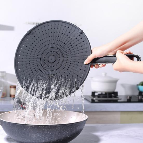 Grease Splatter Guard with Handle Heat-Resistant Non-stick Reusable Silicone Frying Pan Oil Splatter Screen Kitchen Tool
