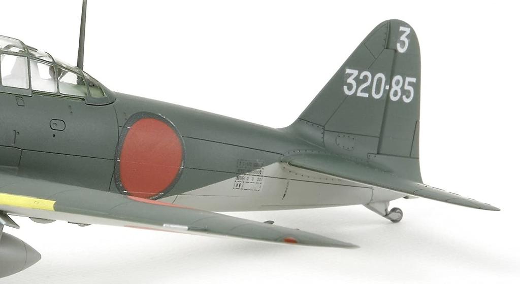 Tamiya Коллекция Warbird 79 Японский флот Mitsubishi A6M Zero Тип 52 Истребитель Пластиковый Сборный Набор 60779 1/72 №. На основе оператора связи