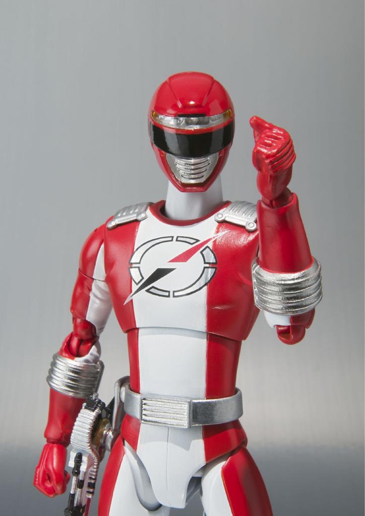 TAMASHII NATIONS Bouken Red SHFiguarts