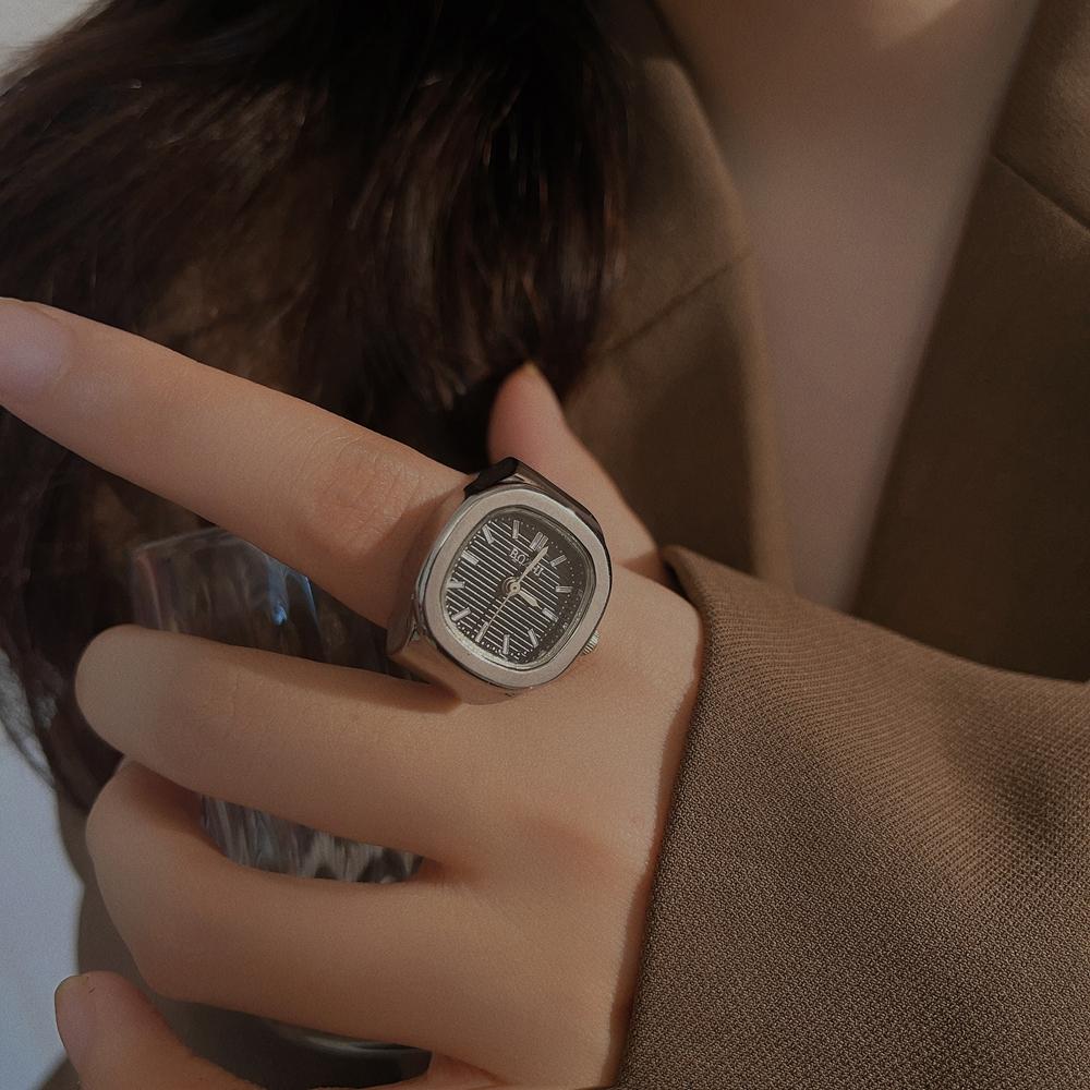 Ring Quartz Watch Creative Alloy Shell Finger Square Dial Couple Men And Women