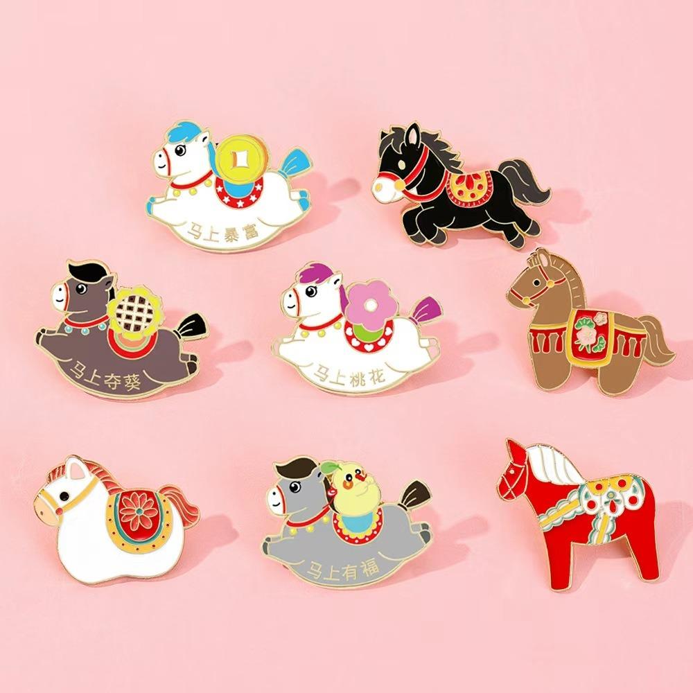Cute Zodiac Horse Brooch Cartoon Horse Year Brooch Badge Pins Animal Brooch Women Accessories