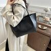 Korean Version of Solid Color Simple Niche Design Versatile Sewing Line Bag Women's Bag Is Popular This Year, Large-capacity Shoulder Armpit Bag