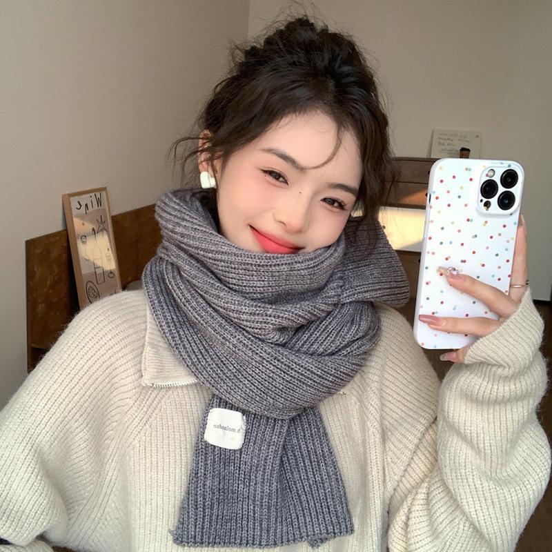 Scarf women's new winter small Korean atmosphere knitted wool warm short scarf no pilling