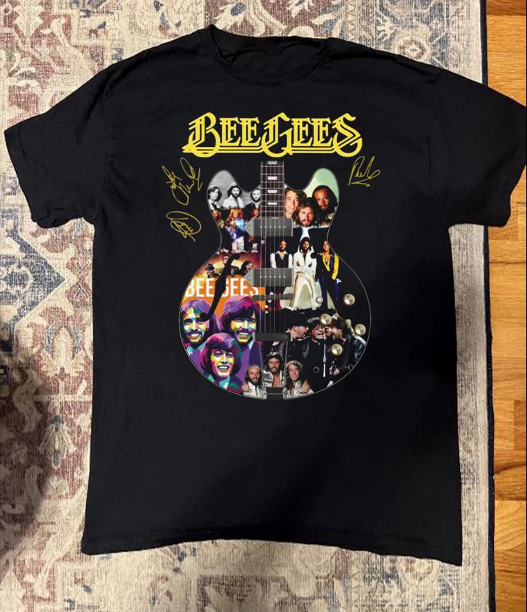 Guitar Bee Gees band members signatures Black Tee Unisex T-Shirt BS092