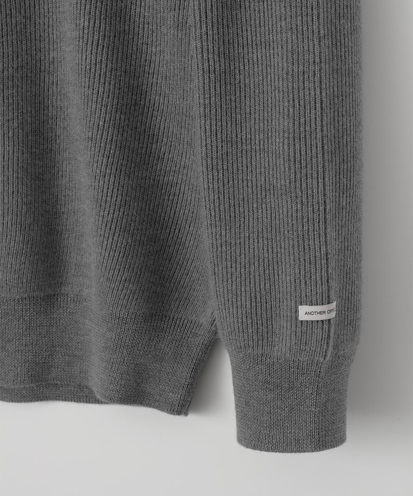 ANOTHER OFFICE Volume Half Zip-Up Knit (Pebble)