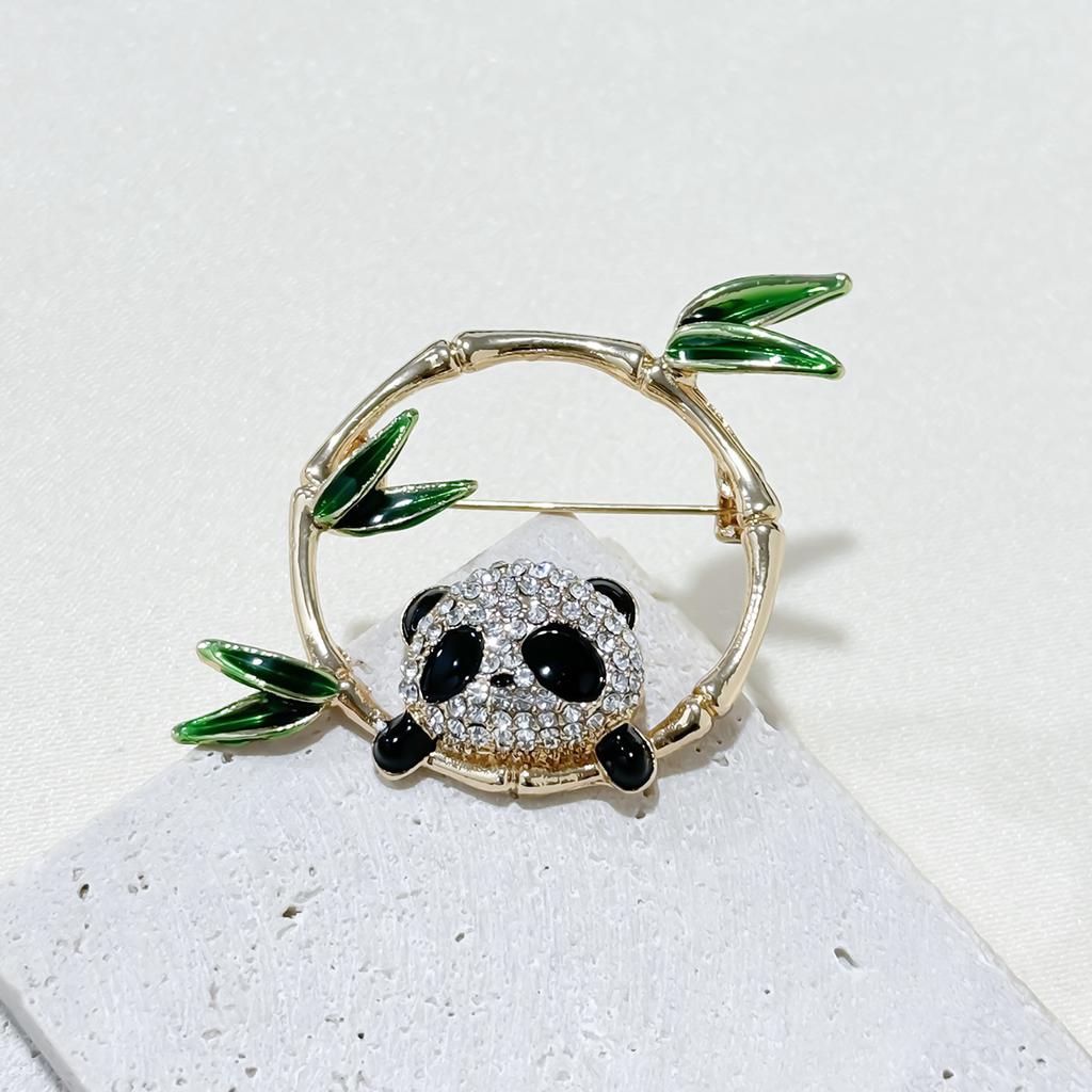 Exquisite Panda Bamboo Brooch Versatile Premium Sense Female Cute Corsage Temperament Pin Suit Coat Accessories