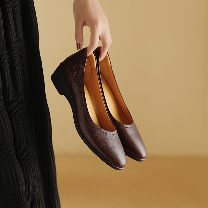 Мягкие и удобные туфли из овчины для бабушки, толстый каблук, средний каблук, рабочая обувь, круглый нос, легкий нос, одинарные туфли