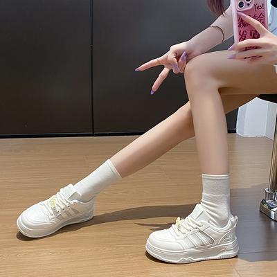 Маленькие белые туфли на толстой подошве женские весенние новые студенческие повседневные спортивные универсальные кеды