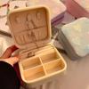 Портативная дорожная шкатулка для хранения украшений с вышивкой в виде милого сердечка, с несколькими отделениями, для ежедневного использования и коротких поездок