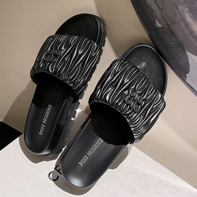 Летние новые женские плоские тапочки с плиссированным верхом, трехмерные, прочные, открытые тапочки, простые, с круглым носком, женские сандалии