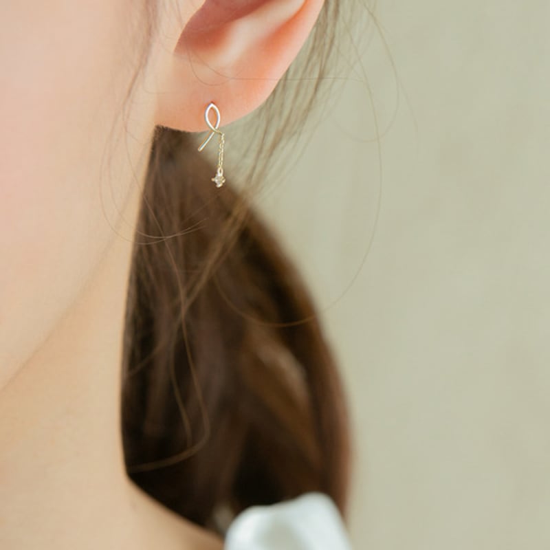 LUNNE 14k Ribbon Cubic Drop Earrings (14k Gold) #ES20