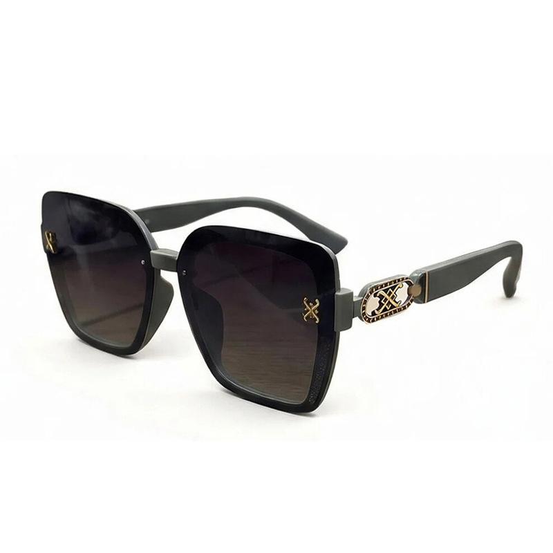 New European and American fashion versatile sunglasses for women's high-end sense, large frame and thin, sunscreen, sunscreen and UV protection