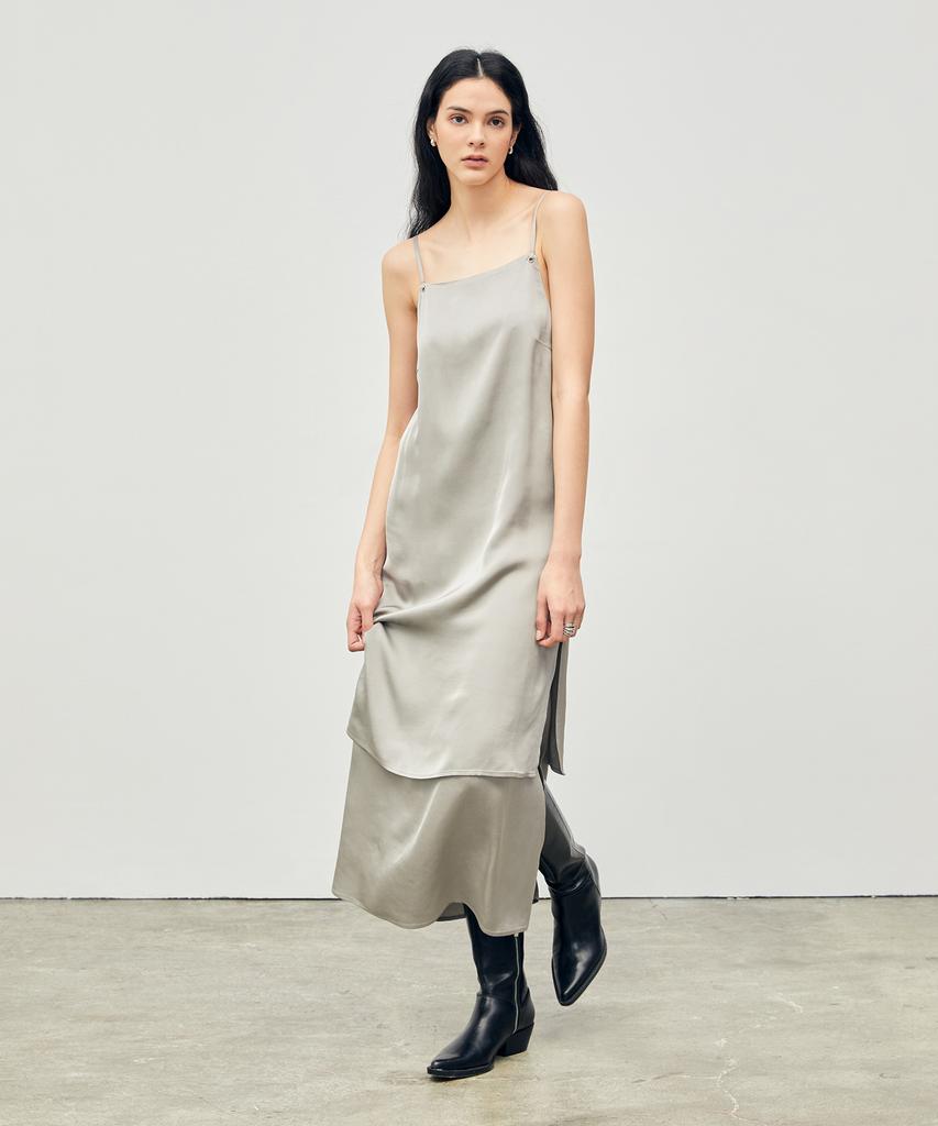 Onneu Tiered Slip Long Dress Khaki-Grey