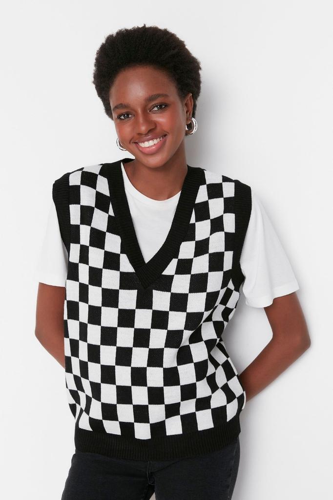 Women's Fashion Stylish Sweater Black V-Neck Knitwear Sweater