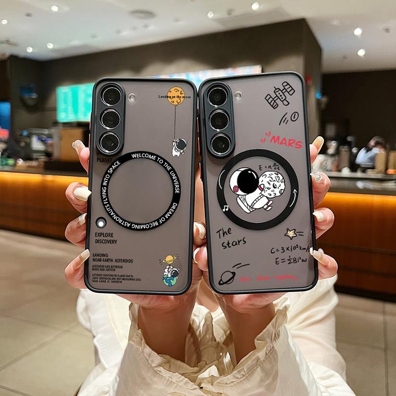 Магнитный чехол для беспроводной зарядки с рисунком астронавта, роскошный противоударный чехол для Samsung A15 A35 A55 A14 S25 S24 Plus S23 S22 Ultra S21 S20 FE