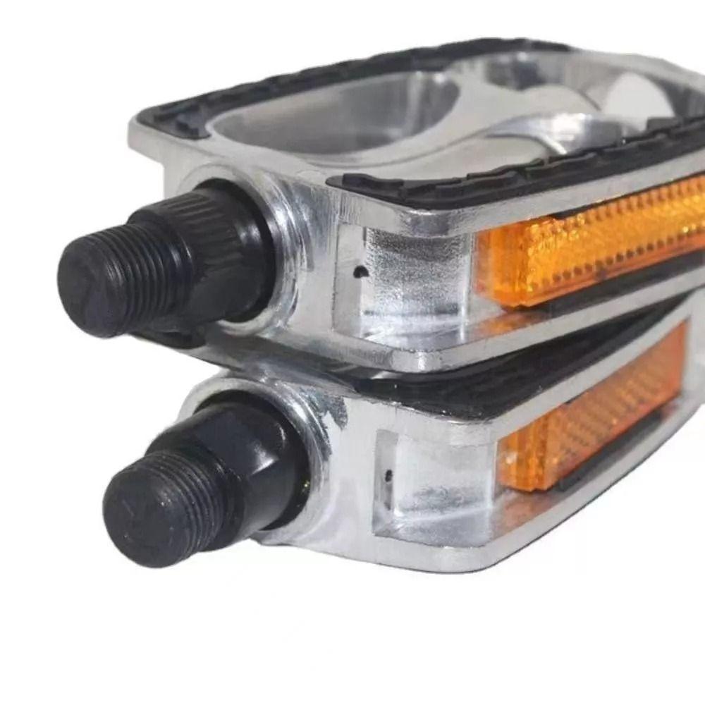 Retro Aluminum Alloy Bicycle Pedals Safety Non-Slip Bike Pedals Durable Reflective Strips Road Bike Pedals Outdoor Sports