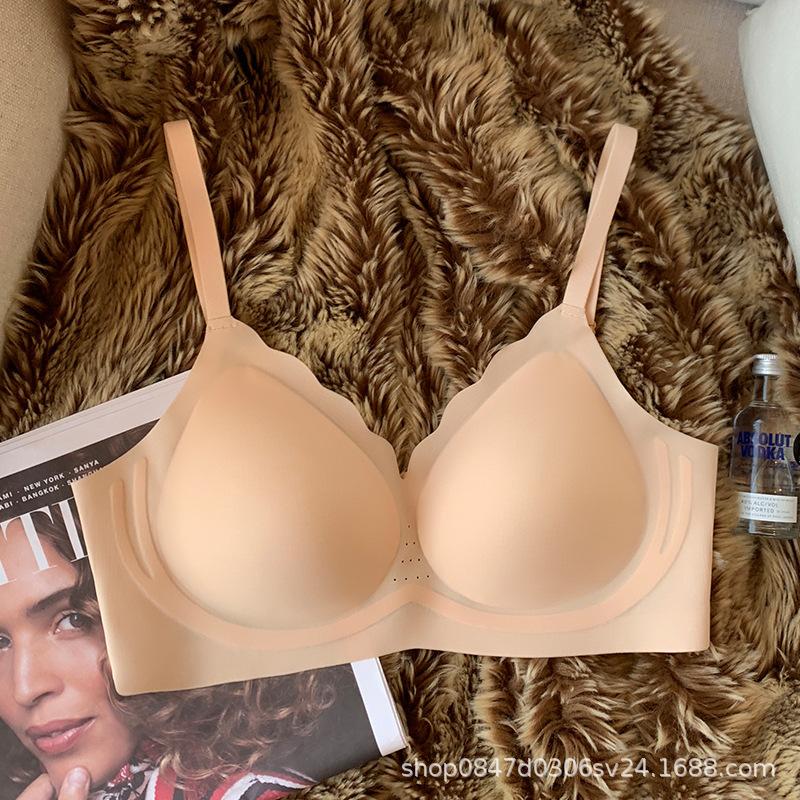 Traceless nude underwear, women's thin models without steel rings, small breasts, breathable, gathered up, anti-sagging, skin-friendly bras