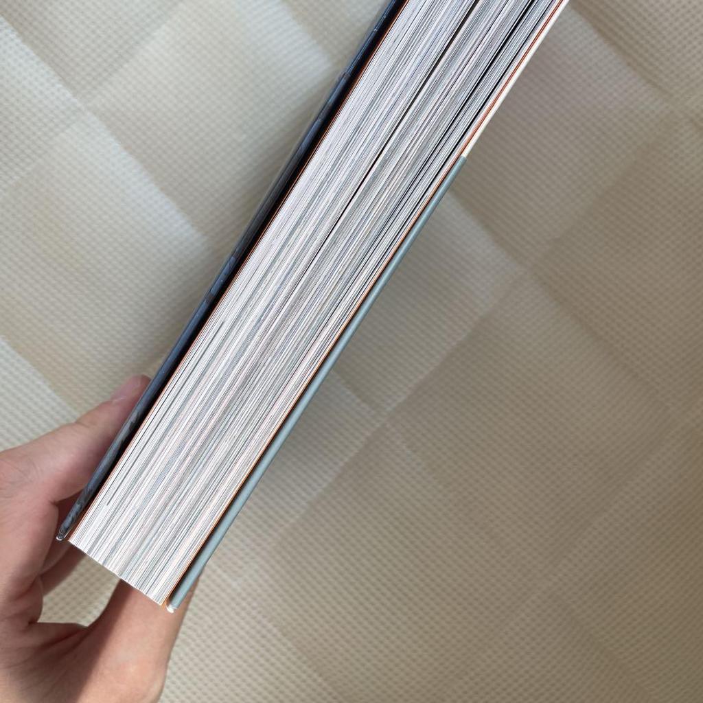 [USED] Haikyuu large-format art book