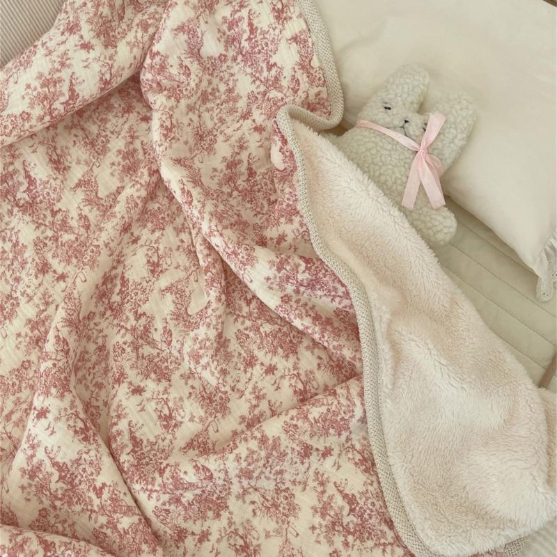 Двусторонний принт Хлопковое одеяло с крючком и фестончатым краем Универсальное двухслойное одеяло Теплое для младенцев и взрослых