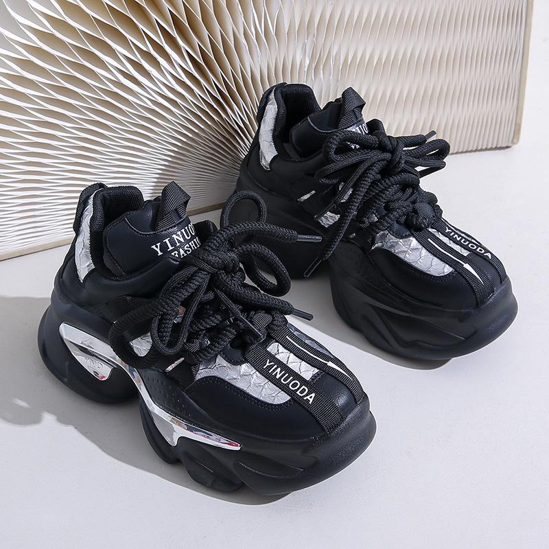 Разноцветные нескользящие кроссовки на толстой платформе, женские модные туфли для папы с толстой подошвой, женские осенние туфли на шнуровке из вулканизированной стали