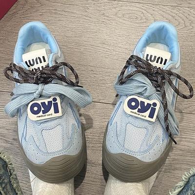 Женская обувь – Кроссовки