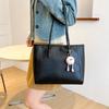 Повседневная сумка-тоут большой вместимости, новая осенняя модная простая сумка через плечо, ретро-персонализированная сумочка