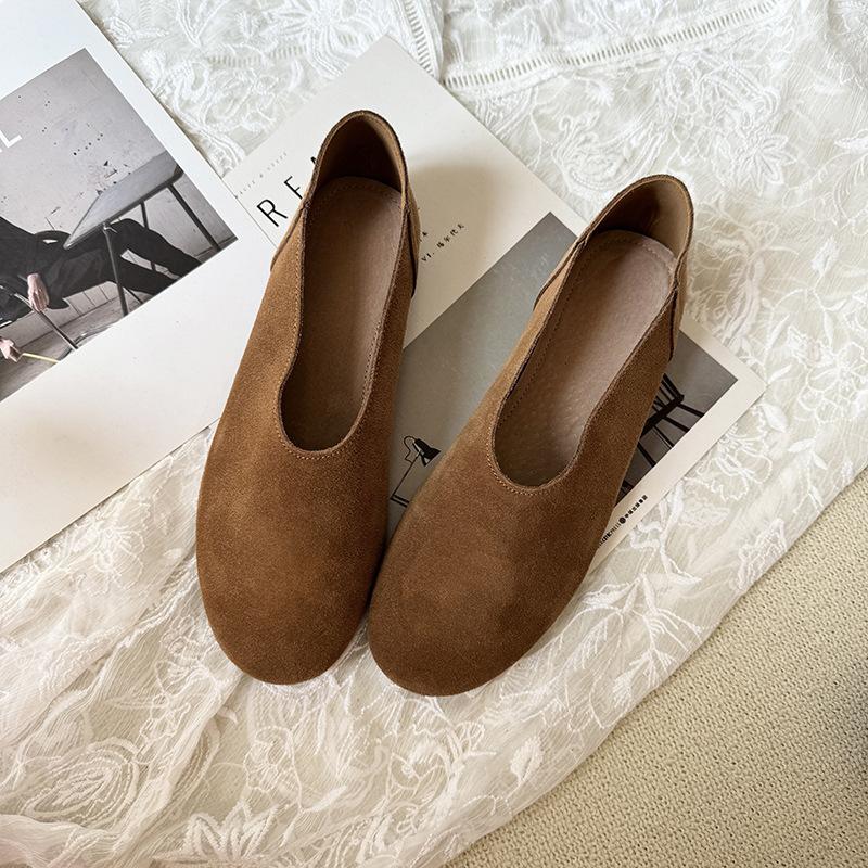 Ретро туфли бабушки женские 2025 весна и лето новые на плоской подошве с мягкой подошвой ленивые туфли-дуду на один педаль одинарные туфли с юбками