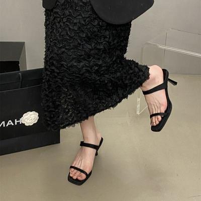 2025 лето новая интернет-знаменитость с юбкой на высоком каблуке сандалии женская одежда мода сексуальный тонкий каблук с классными тапочками