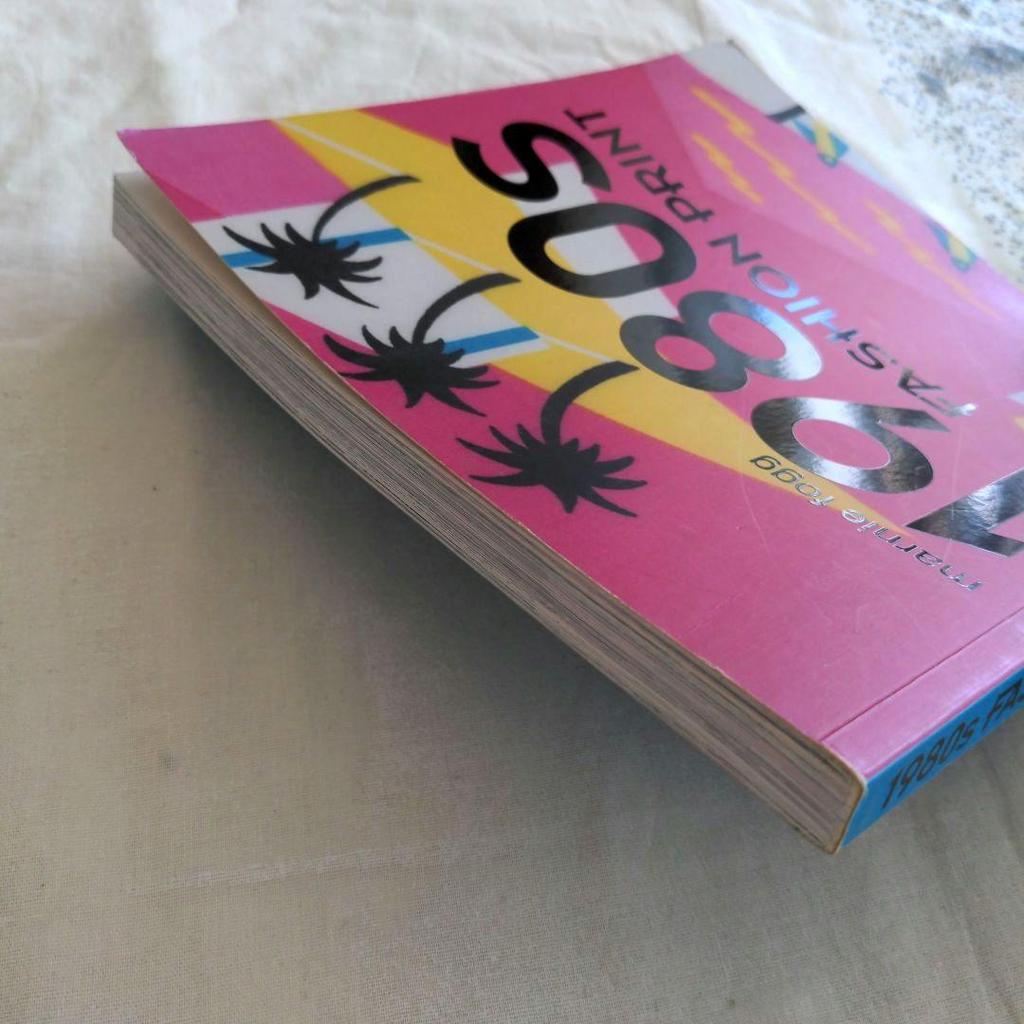 [Б/У] Модный принт 1980-х годов от Марни Фогг