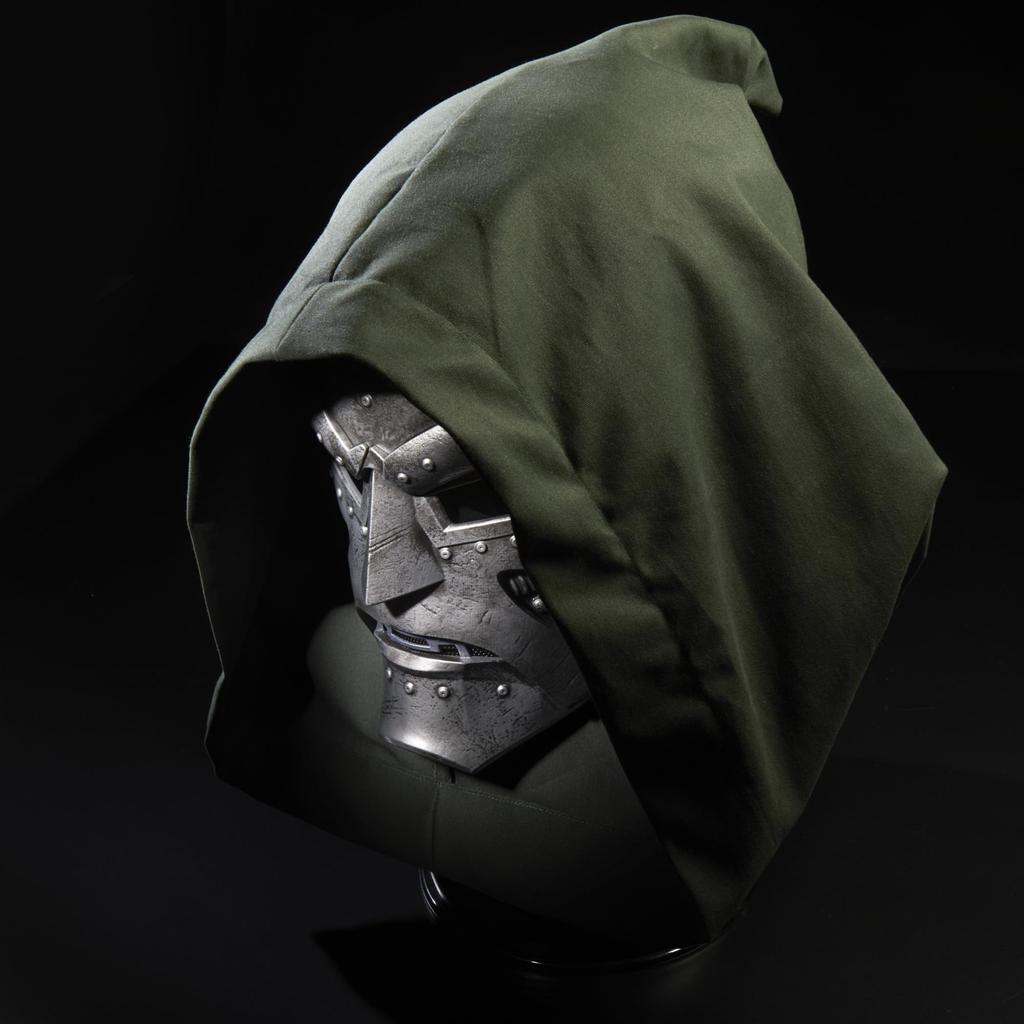 Hasbro Marvel Legends Series Doctor Doom Premium Role Play Fantastic Four Comics Adult Collectible Gear G0586 Authentic Helmet,