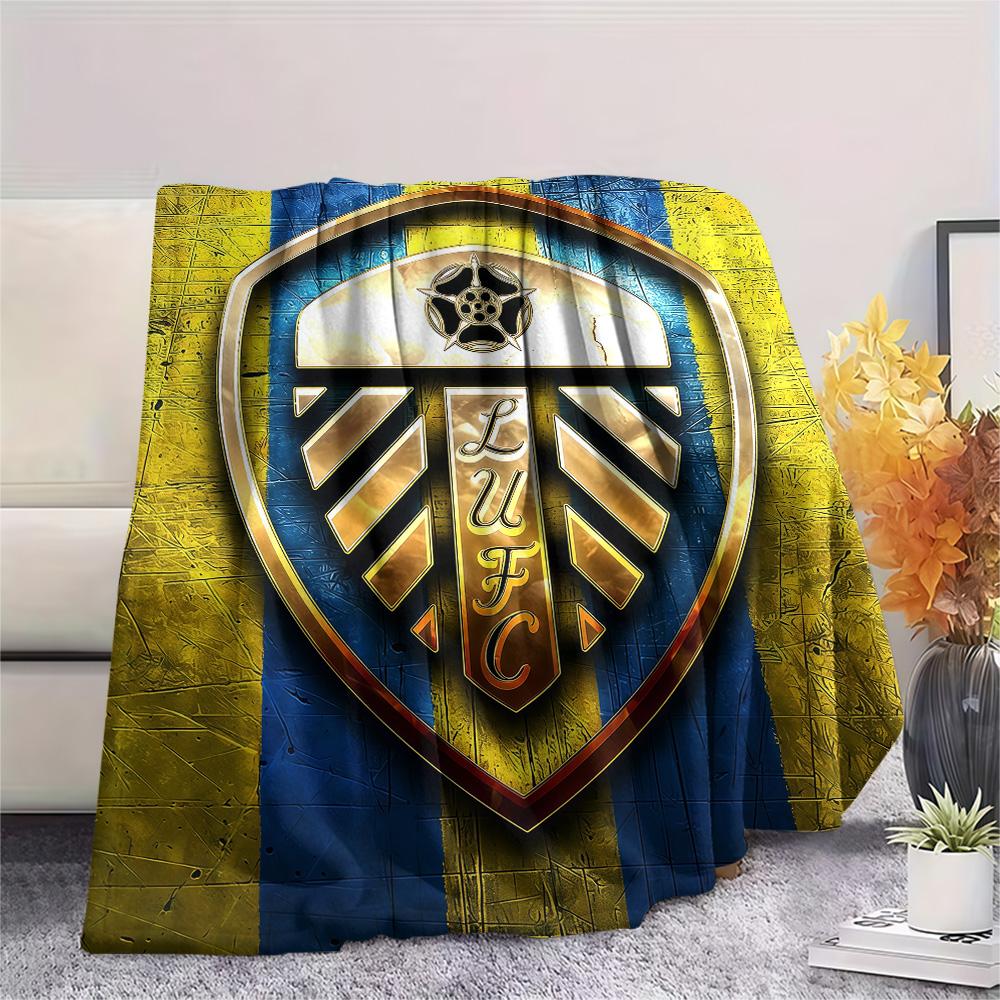 1PC Custom Name Leeds United F.C. Patterned Flannel Blanket Suitable For All Seasons for Home Decor Warmth and Comfort Gifts Holiday Present -HE143