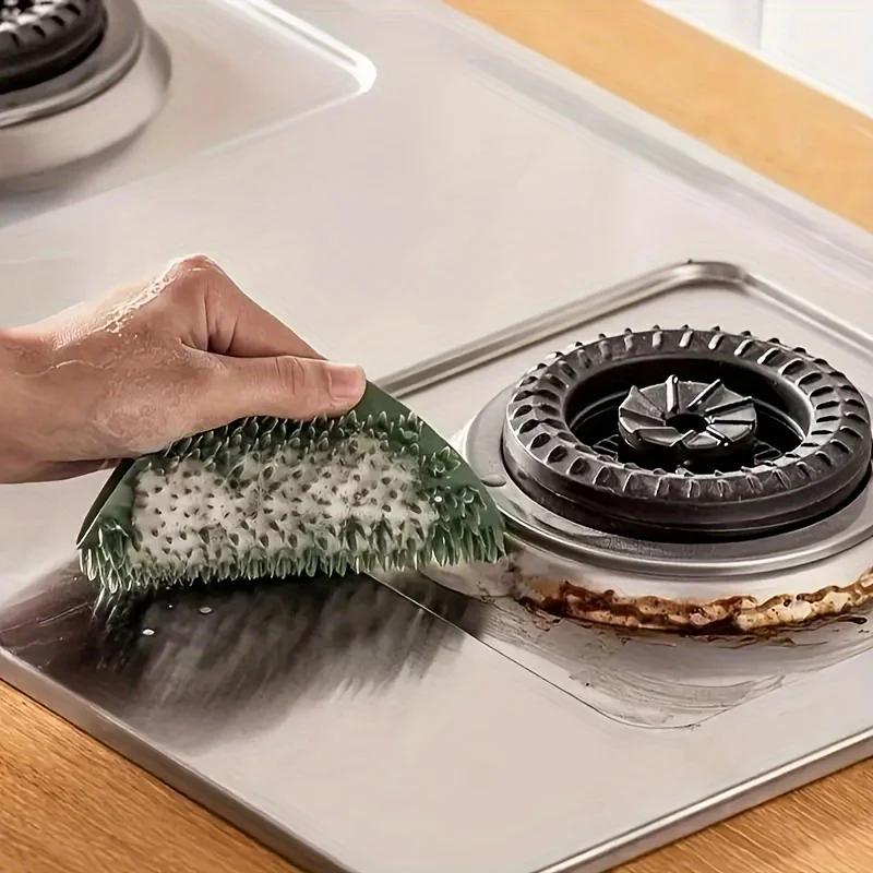 Kitchen Multi-functional Brush, Decontamination Oil Resistant Scrubbing Pad Brush Silicone Fruit and Vegetable Cleaning Brush