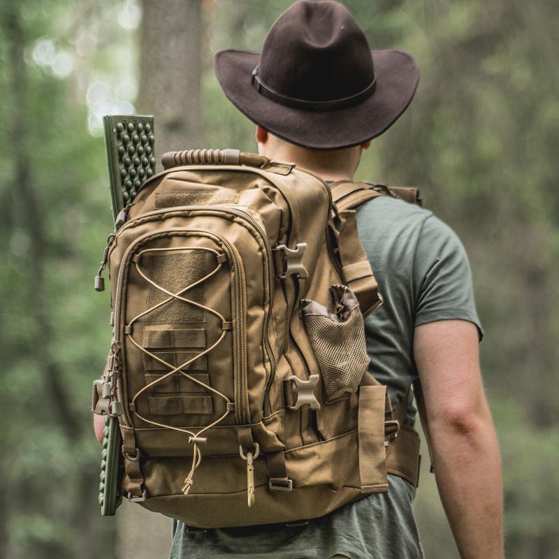 LQARMY 65L Outdoor Backpack Men's Outdoor Hiking Bag Large Capacity Military Army Bags Travelling Camping Rucksack