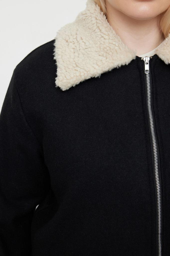 Women's Plus Size Coat Black Regular Fit Wool Blend Cashmere Coat with Plush Detail On the Collar