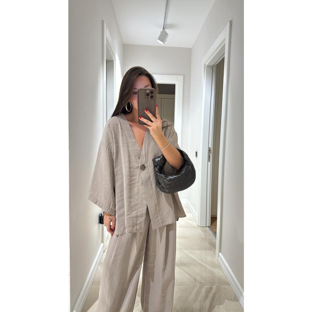 Women's Fashion Casual Suit V-neck One Button Loose Long Sleeved Top, High Waisted Trousers Two-piece Set
