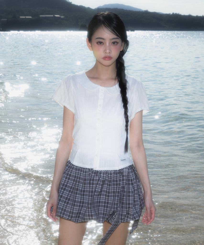 ROSEFRANTZ Round Collar Short Sleeve Blouse [Ivory]