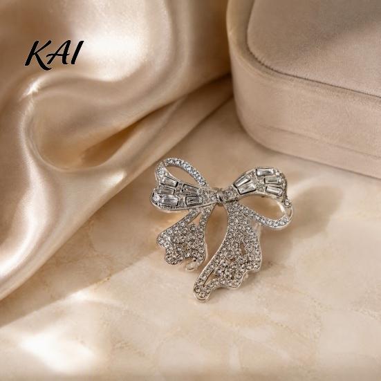 Outfit Embellishment Pin Sparkling Rhinestone Bow Brooch, Mini Bowknot Shaped Lapel Shape Jewelry Pin, Clothing Accessory for Women Girls Decorative
