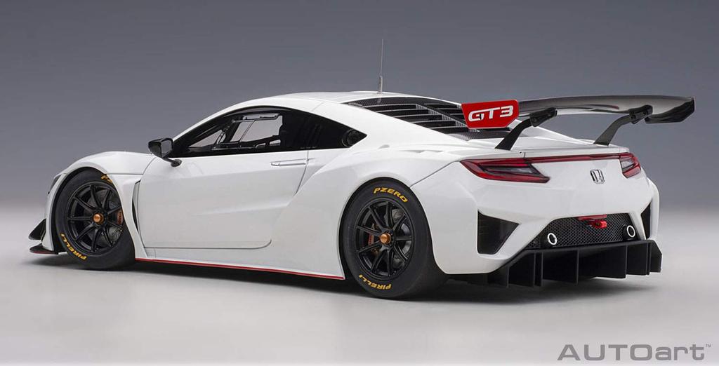 AUTOart Honda NSX GT3 2018 Белый Готовое изделие 81898 1/18