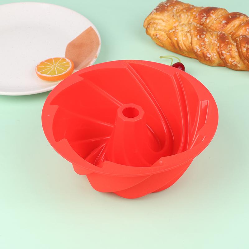 1Pc 3D Large Spiral Shape Silicone Cake Pan Mould Diy Pastry Shop Bakeware Mold Baking Tools Cyclone Shape Cake Mould